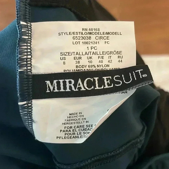 Miraclesuit Illusionist Circe One Piece Swimsuit - Picture 6 of 7